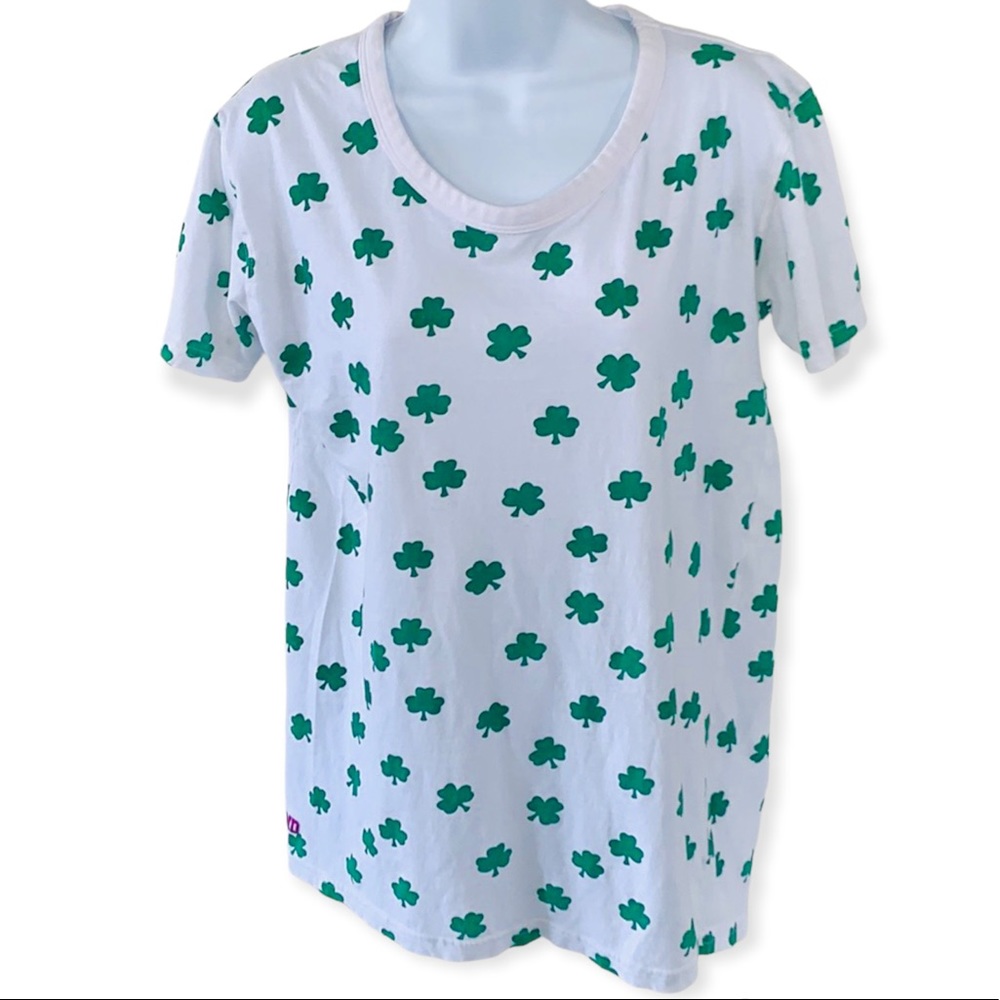 Tradicional Craftwear White T-shirt with Clover Pattern Men’s Size S Ireland tee